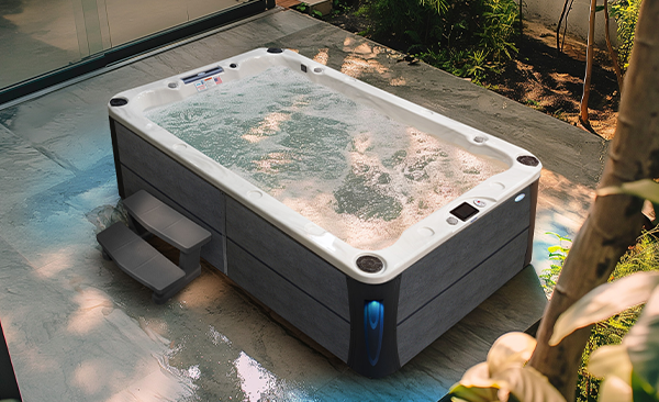 Deck Series Santee hot tubs for sale